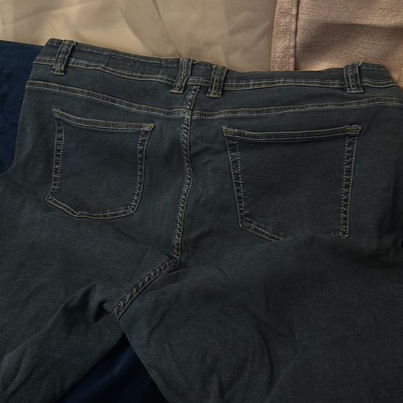 360 Stretch Medium Wash Jeans - Picture 2 of 3